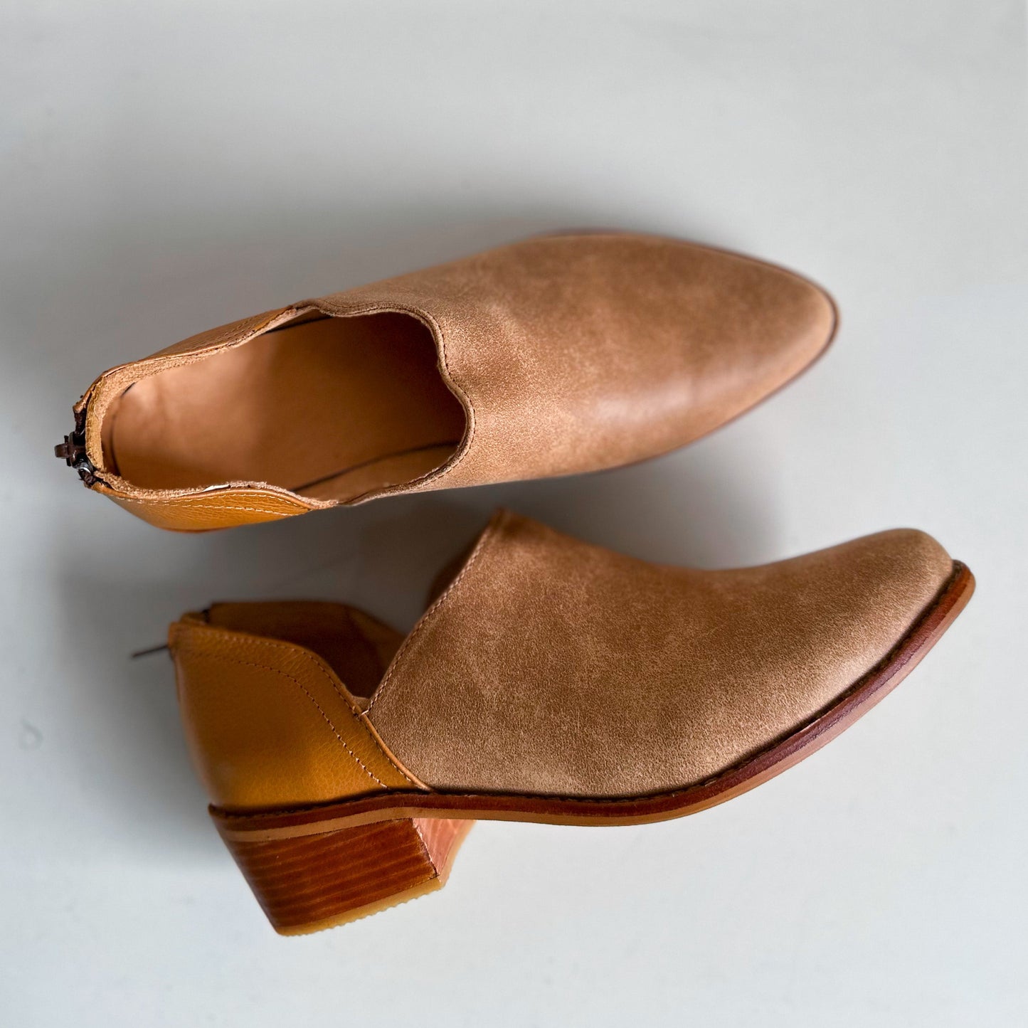 Zapato camel abertura