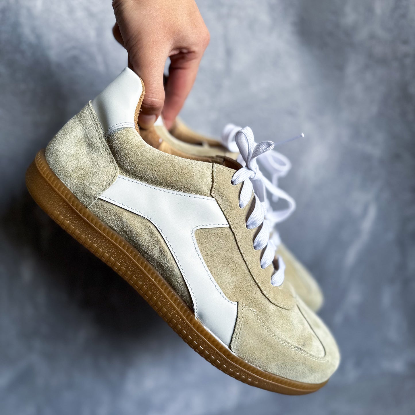 Zapatilla Stella Beige Reno