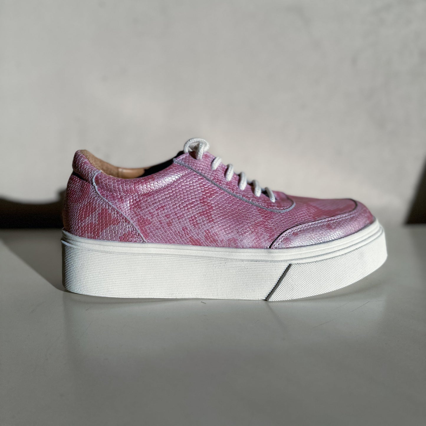 Zapatilla Rosa textura