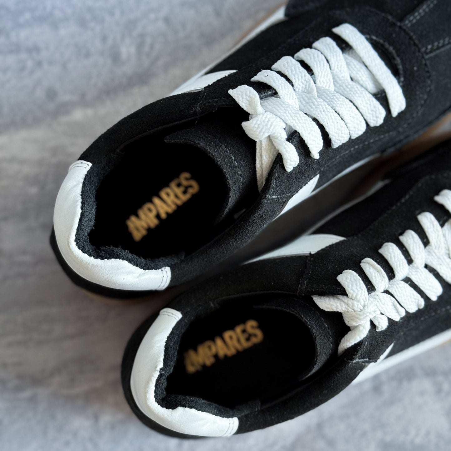 Zapatilla Stella Negra Reno