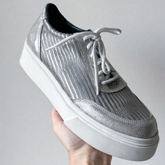 Zapatilla plata textura