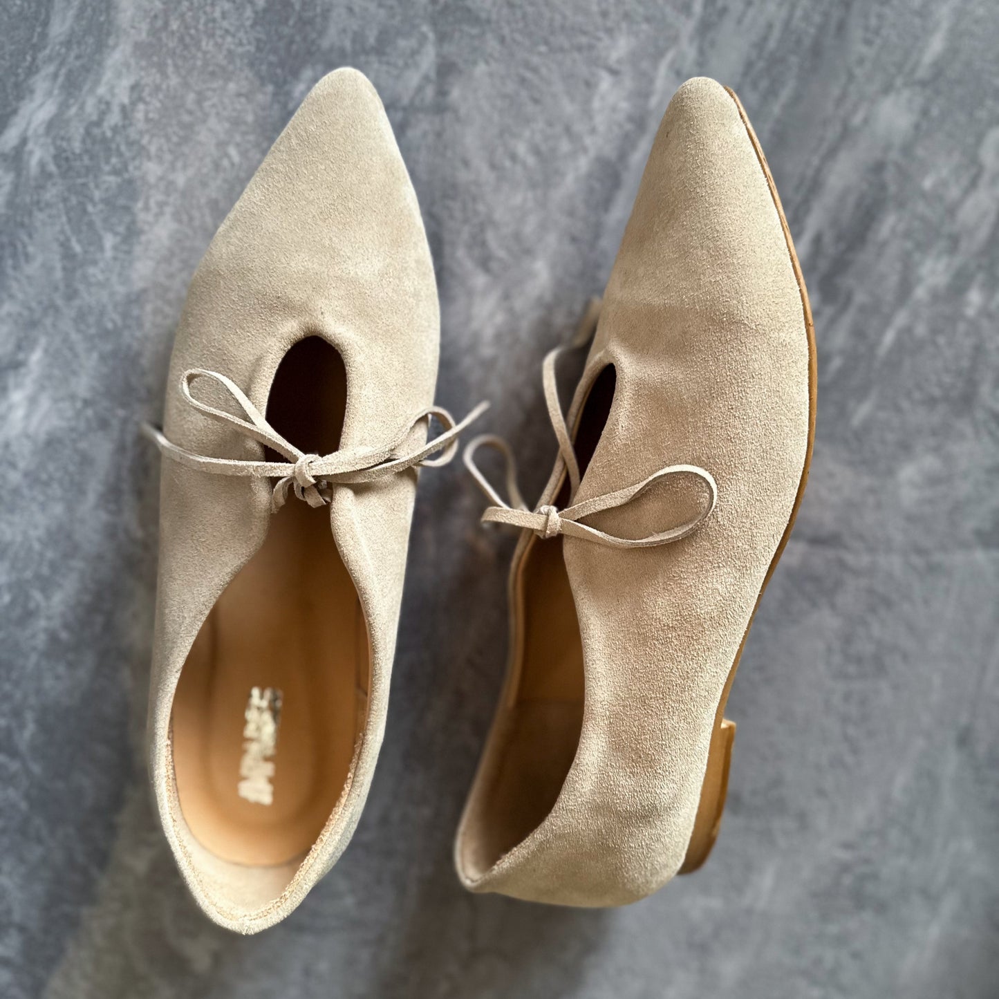 Modelo Jacinta Beige