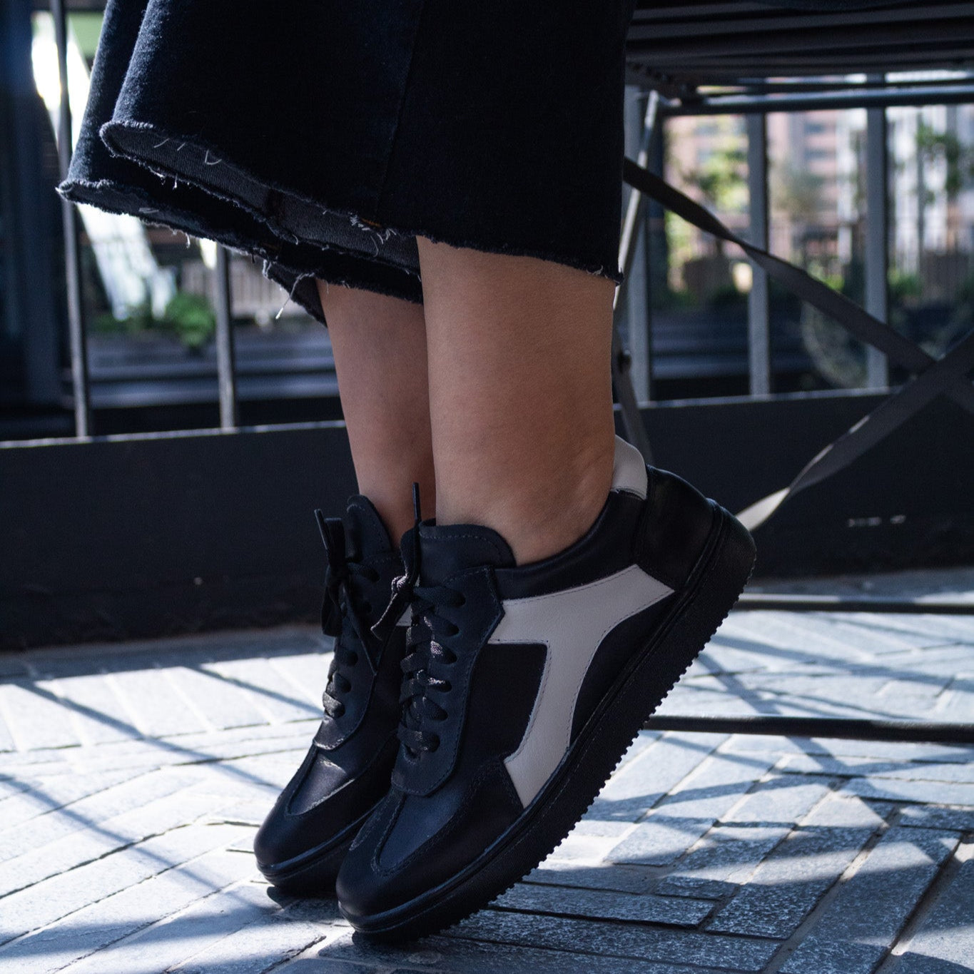 Zapatilla Stella Negra