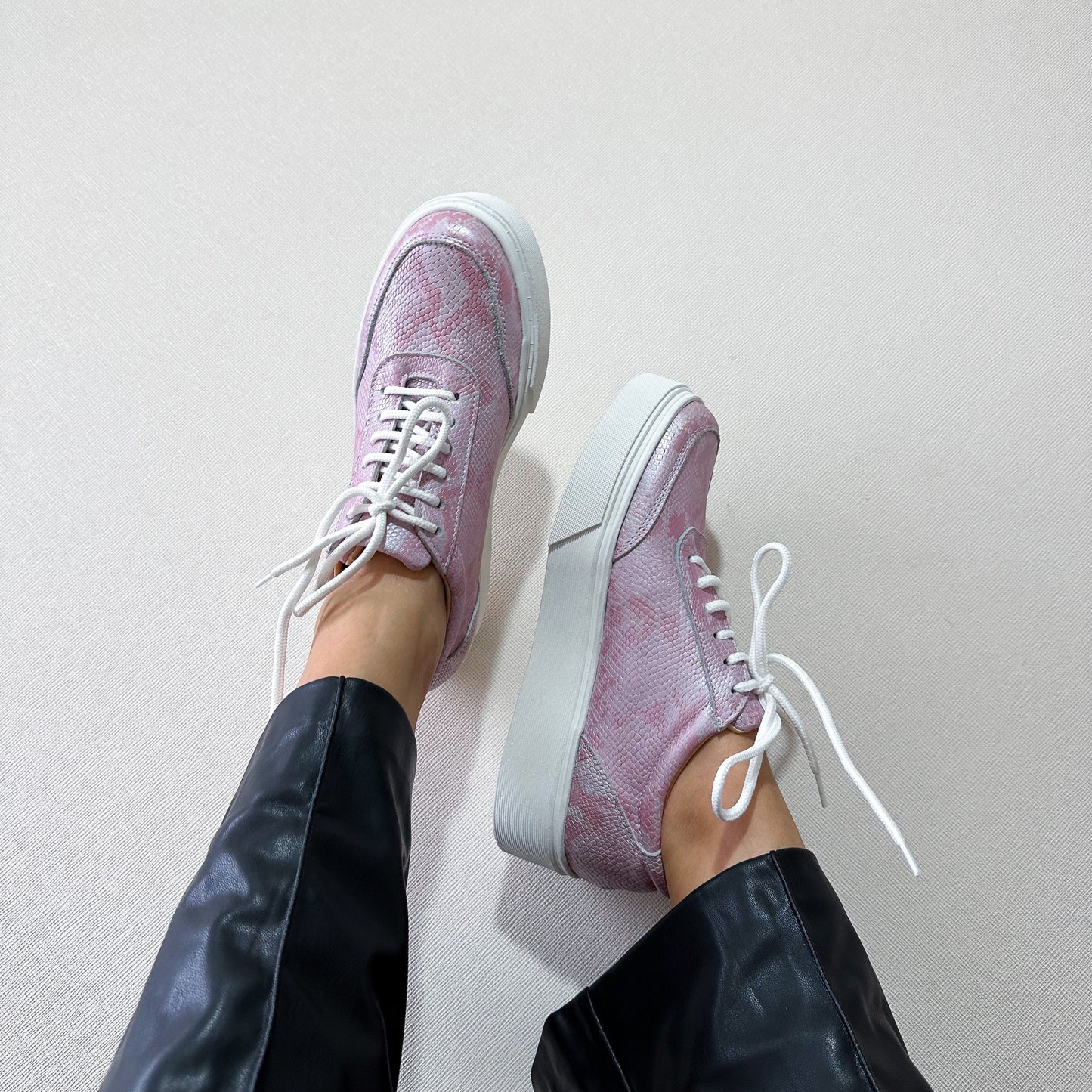 Zapatilla Rosa textura