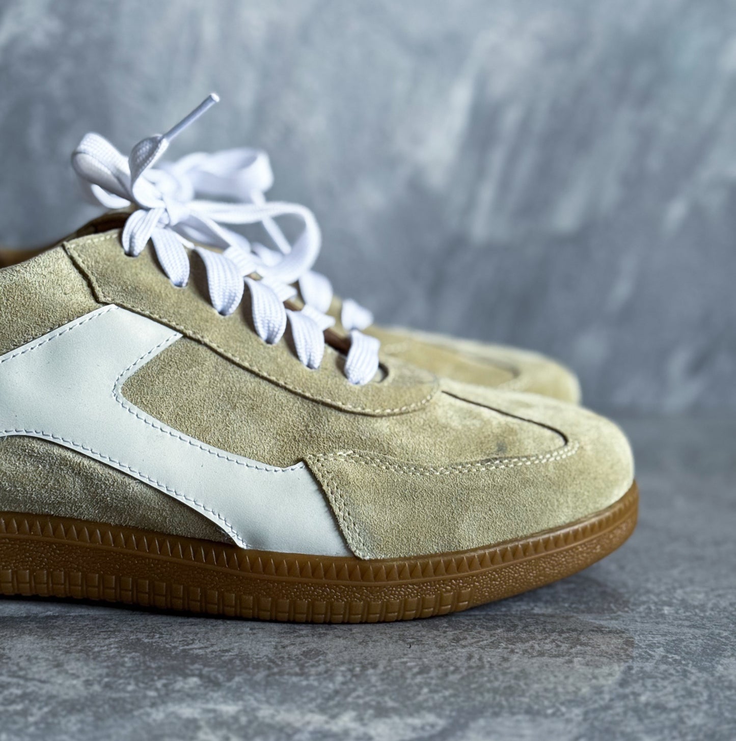 Zapatilla Stella Beige Reno