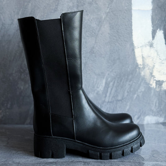 Bota Emilia Negra