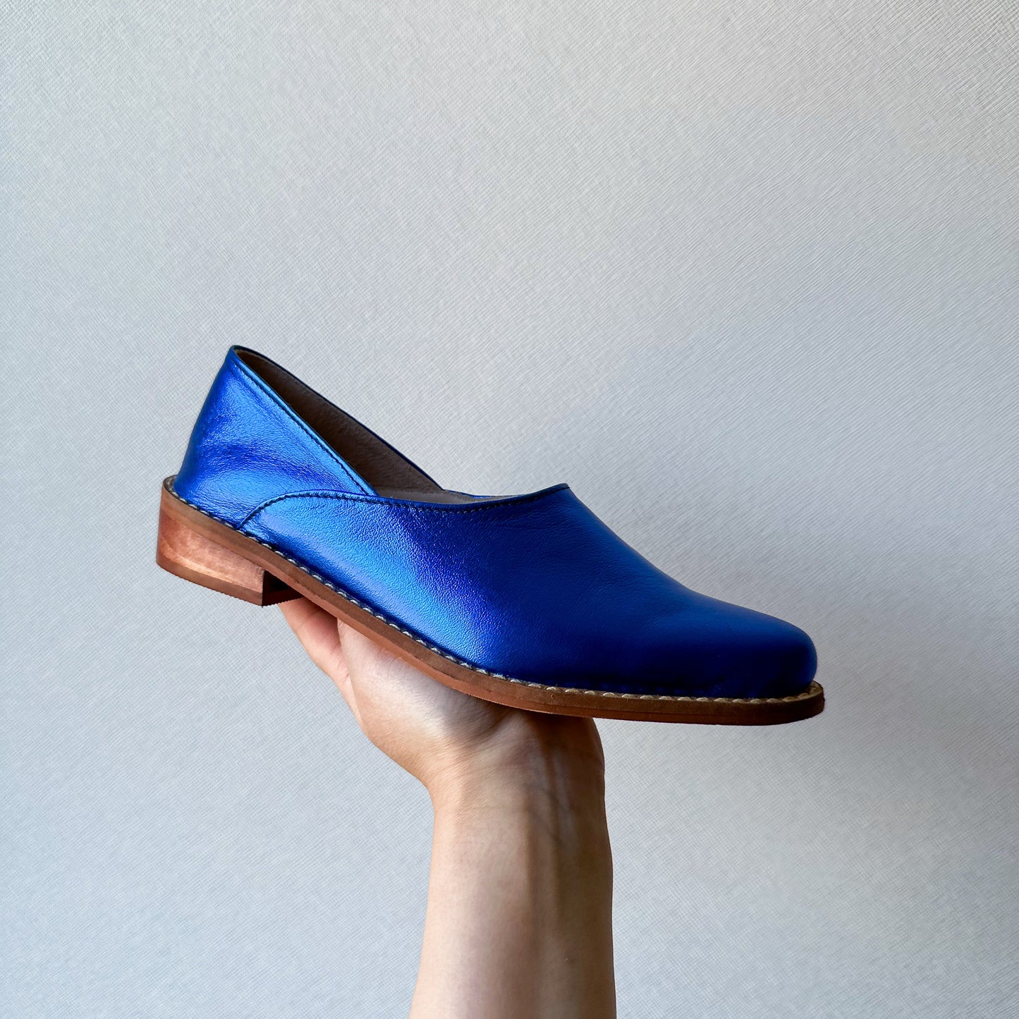 Zapato azul metalizado