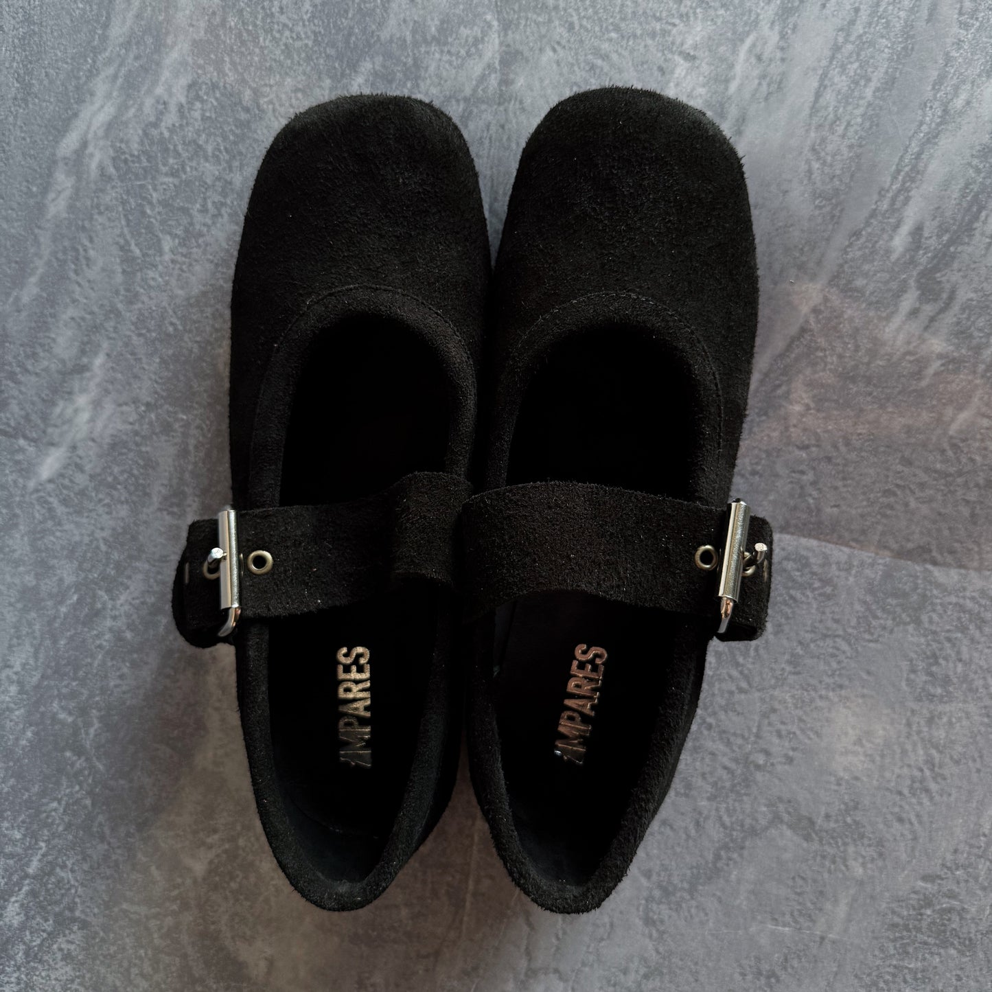 Modelo Margarita Negro