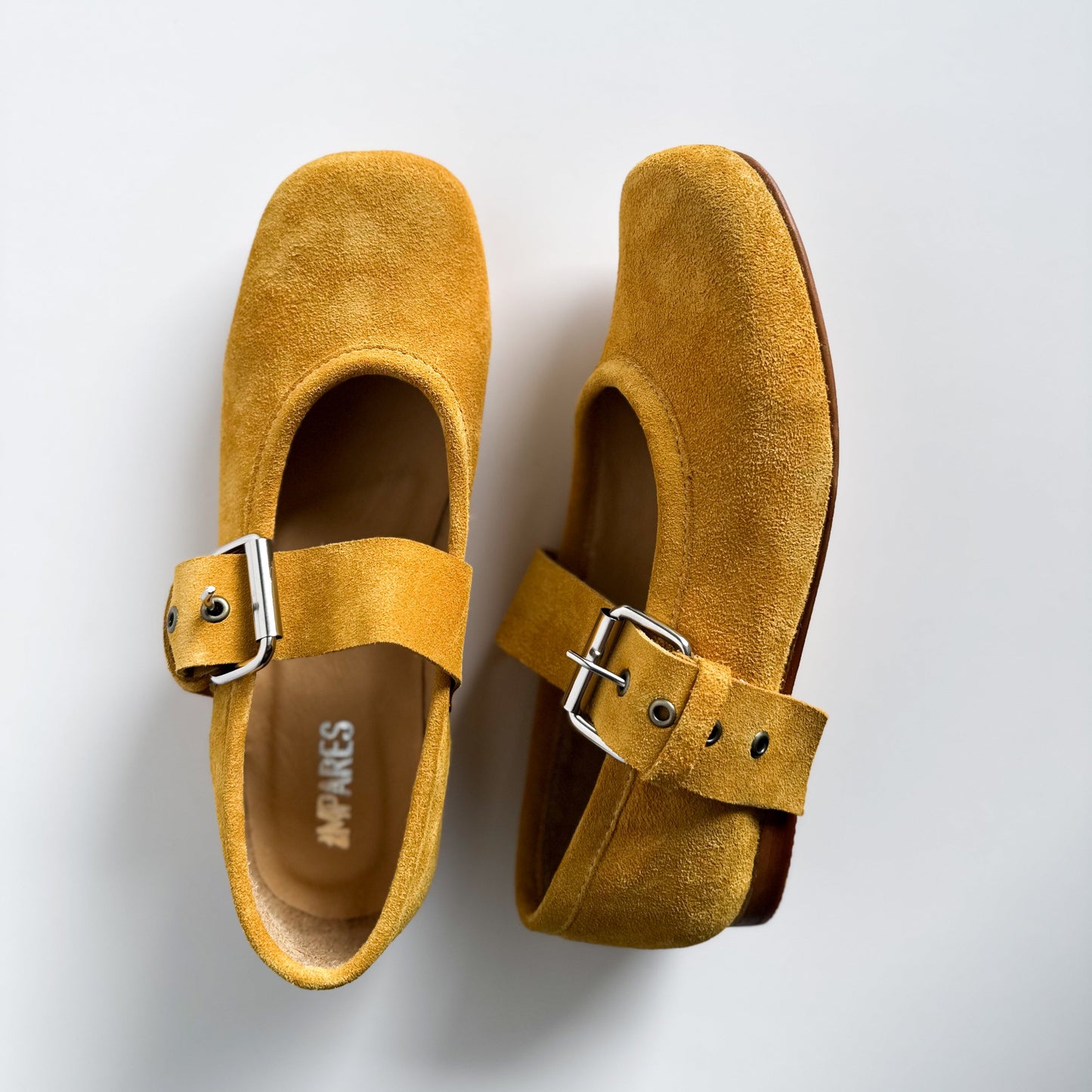 Modelo Margarita amarillo